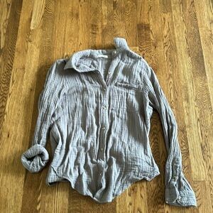 Felicite Woman’s Brown Button Down’s Size 1/Small